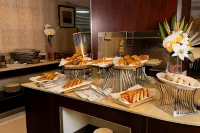 Sunday Riyadh Central Near Kingdom Tower - breakfast