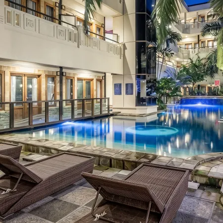 Famous Hotel Kuta