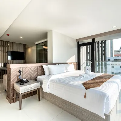 Blackwoods Hotel Pattaya Hotels near Harbor Pattaya