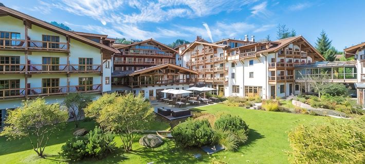 Kitzhof Mountain Design Resort โรงแรมในคิทซ์บูเฮล