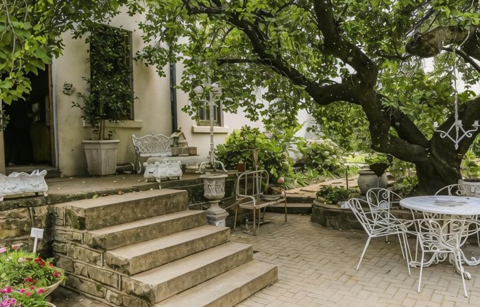 The Green Acorn Guest House