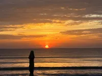 Oceanview Daytona Beach Studio • Off Duty Mermaid • Pool, Sleeps 4