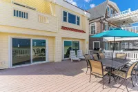 Oceanfront Normandy Beach NJ, Private Beach Access, Luxury Home w/ Decks & Views