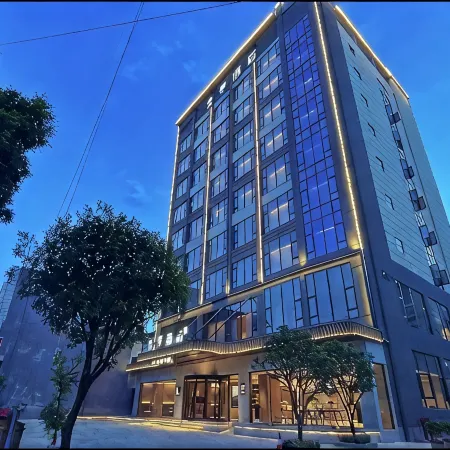 JI Hotel (Baoshan Yongchang Avenue)