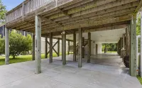 The Golden Gulls -Roomy 3Br/2BA, Near Shops, Food, & Beach-Golfcart Rental - 4성급