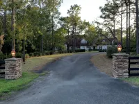 Escape to this serene 4-bedroom home set on 10 private acres. - 4 estrellas
