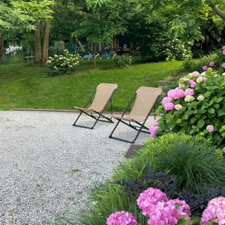 Elegant Euganean Hills apartment with garden view