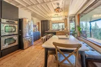 Your private boutique retreat in the heart of Grass Valley / Nevada City
