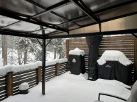 Rocky Mountain Retreat: Private 2 Acres & Hot Tub - WiFi