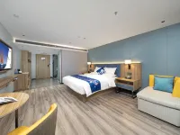 Yeste Hotel (Du'an High - speed Railway Station Binjiang Zhuangyuan Food Street Branch) Hotels in Douan