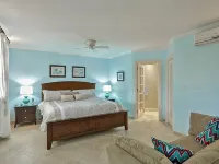 On Dover Beach, close to golf, surfing and much more. Discounts available Hotels in Dover