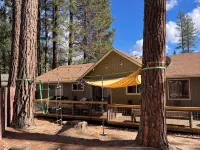 New AC Installed:  3 Bedroom Home with Golf Course View , Dogs OK - Boutique
