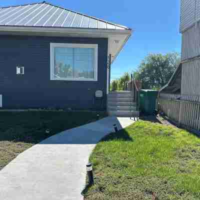 Charming 2-bedroom house in welcoming Klamath Falls with WiFi, AC Hotel Exterior