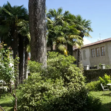 Apartment for couples with garden - 10 min from the lake!
