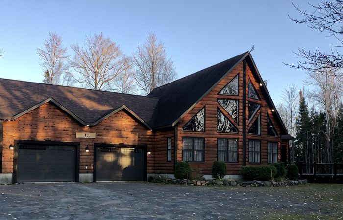 Welcome to Appalachian Lodge! Luxurious cabin situated on a beautiful property