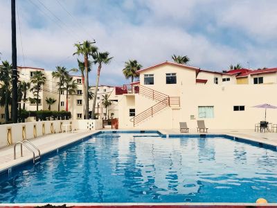 BEAUTIFUL CONDO IN ROSARITO (VILLA SERENA)
