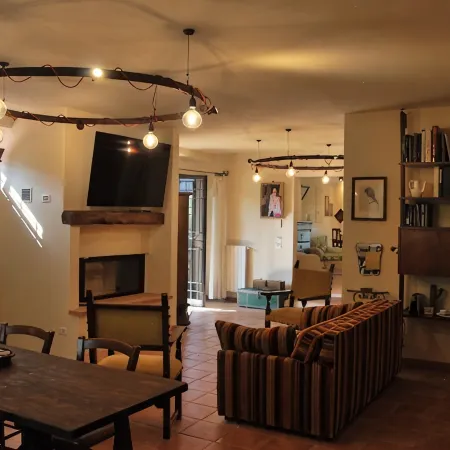 Il Frantoio - Tuscan Loft between Nature and Relaxation, Private Garden & BBQ