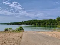 Table Rock Lake Cabin @ Black Oak Resort