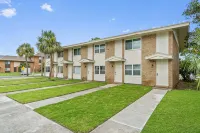 One floor, walk to the beach! Sleeps 4, full kitchen, no stairs! - Bungalows