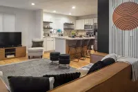The Rosie Roots - Cozy Pet Friendly House