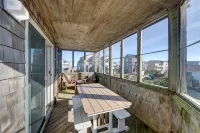 Semi-Oceanfront home with direct access to the beach! - 3-Star
