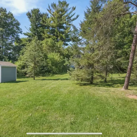 Cozy Large House, Big Porch, Fire Pit, Live Music Brewery, Heart of Lake Ann!
