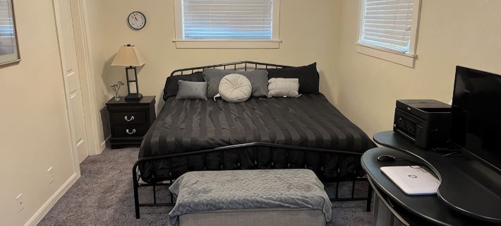 Discover Your Serenity: A Hidden Gem Awaits at our Serene Cottage In The Woods Hotels in Cowlitz County