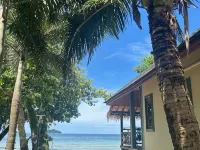 Kai Bae Beach Resort Koh Chang Hotel berhampiran Pantai Kai Bae