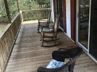 Suwannee River Retreat with Private Dock, Free Kayaks, and Fire Pit Hotels in Suwannee County