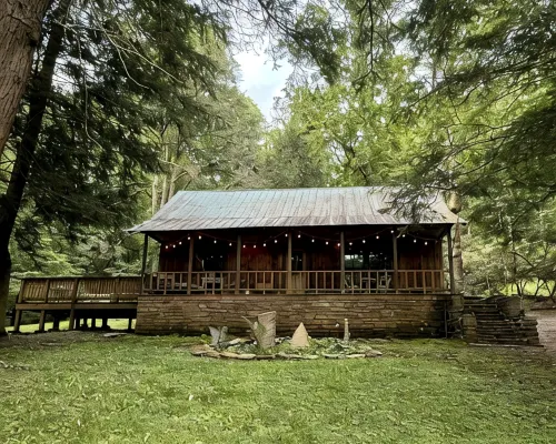 Old Timey Charm with Modern Amenities Hotels in Watauga