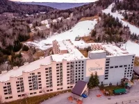 SilverCreek-2 Bedroom, 2 Bath Condo on the slopes w/ night skiing! エドレーのホテル