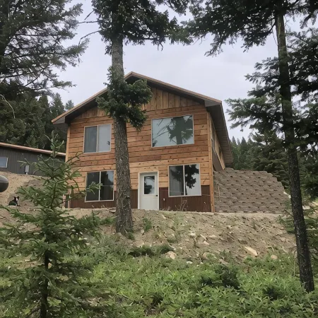 Beautiful Cabin located in the Little Belt Mountains
