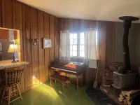 Funky and Charming Home! - 3-Star