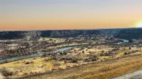 Luxury studio with Access to Canyon Rim Trail in fabulous Twin Falls - 3-Star