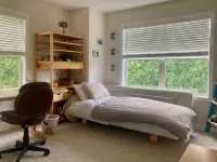 Front Door Access to Running & Biking Trails; Short Drive to Downtown and Campus - 홈스테이