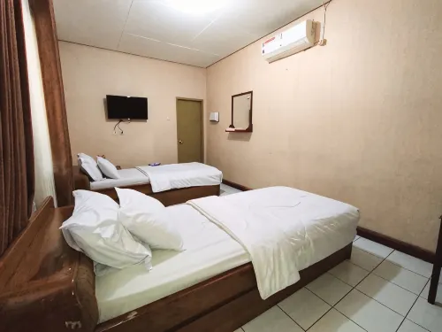 Cakra Residence Syariah Hotel - breakfast
