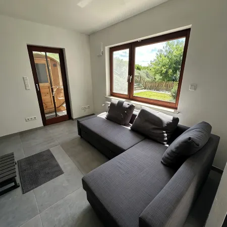 Quiet vacation apartment with whirlpool and barrel sauna