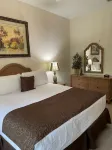 Spacious Resort Condo on Lake 10 Min from Disney-Fab Amenities 120+ 5 Stars - spa