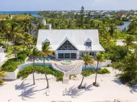So Serene Oceanfront Villa, Rum Point, Private Beach, Hot Tub, Kayak, Snorkeling Hotels in Rum Point