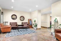 Hawthorn Suites by Wyndham Addison Galleria - 2-Star