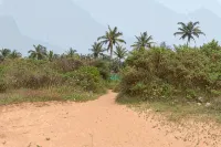Candolim Beach Stay - 2 Minutes Walk to Beach - صديق للحيوانات الاليفة