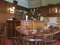 Ty Newydd Country Hotel - Bares