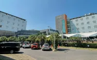 Grage Grand Business Hotel Cirebon - Bãi đậu xe