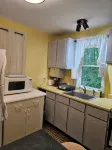Cozy 2-bedroom cabin in charming Shandaken with WiFi, AC - Hytter