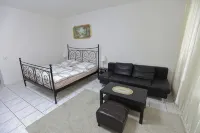 City Apartment 1 - Located directly in the pedestrian zone and Brühl Palace Park