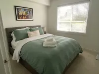 Stylish 3 bedroom townhome with rooftop patio Hotels in Squamish