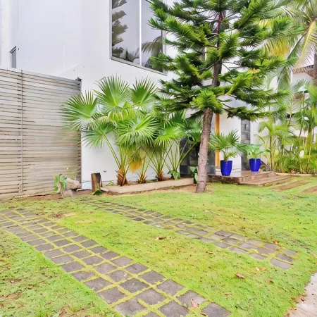 The Castle II - Modern Villa with Private Pool at a Safe Gated Community