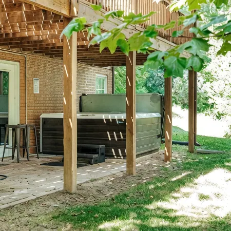 The Pond Cabin
