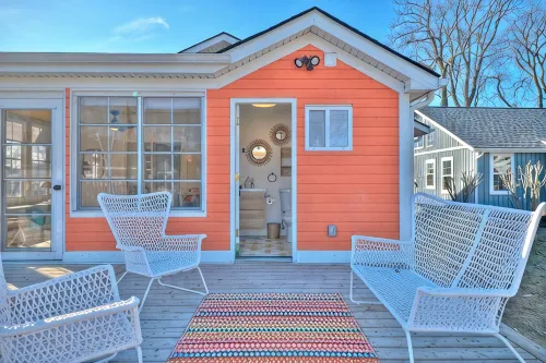 Scott McGillvary's Beachside Abode across from Stunning Bay Beach. New HOT TUB!