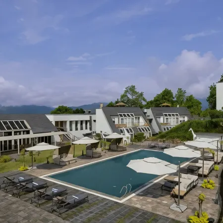 Himalayan Hideaway Resort Pokhara, The Centara Collection